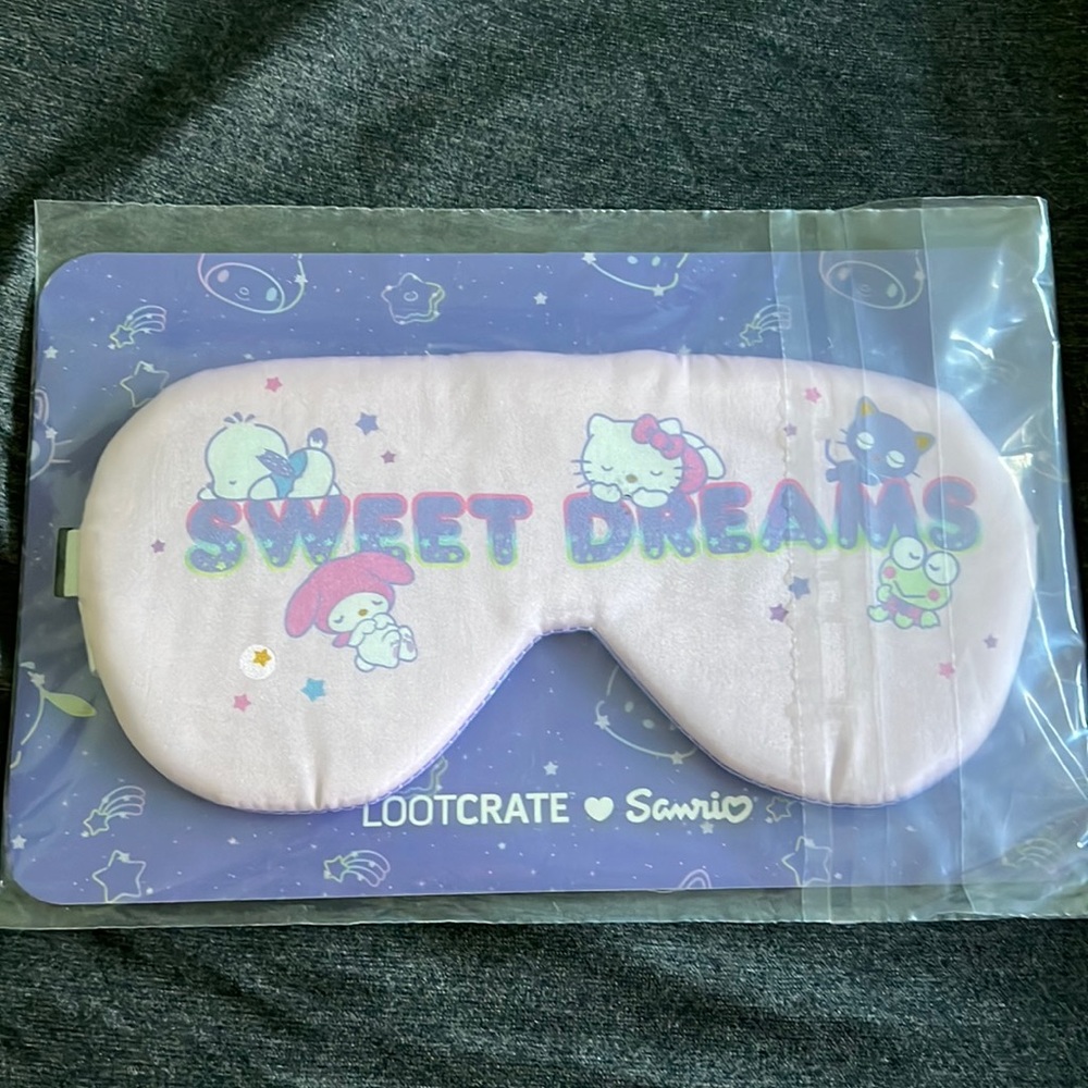 Loot crate x Sanrio Hello Kitty Sleeping mask